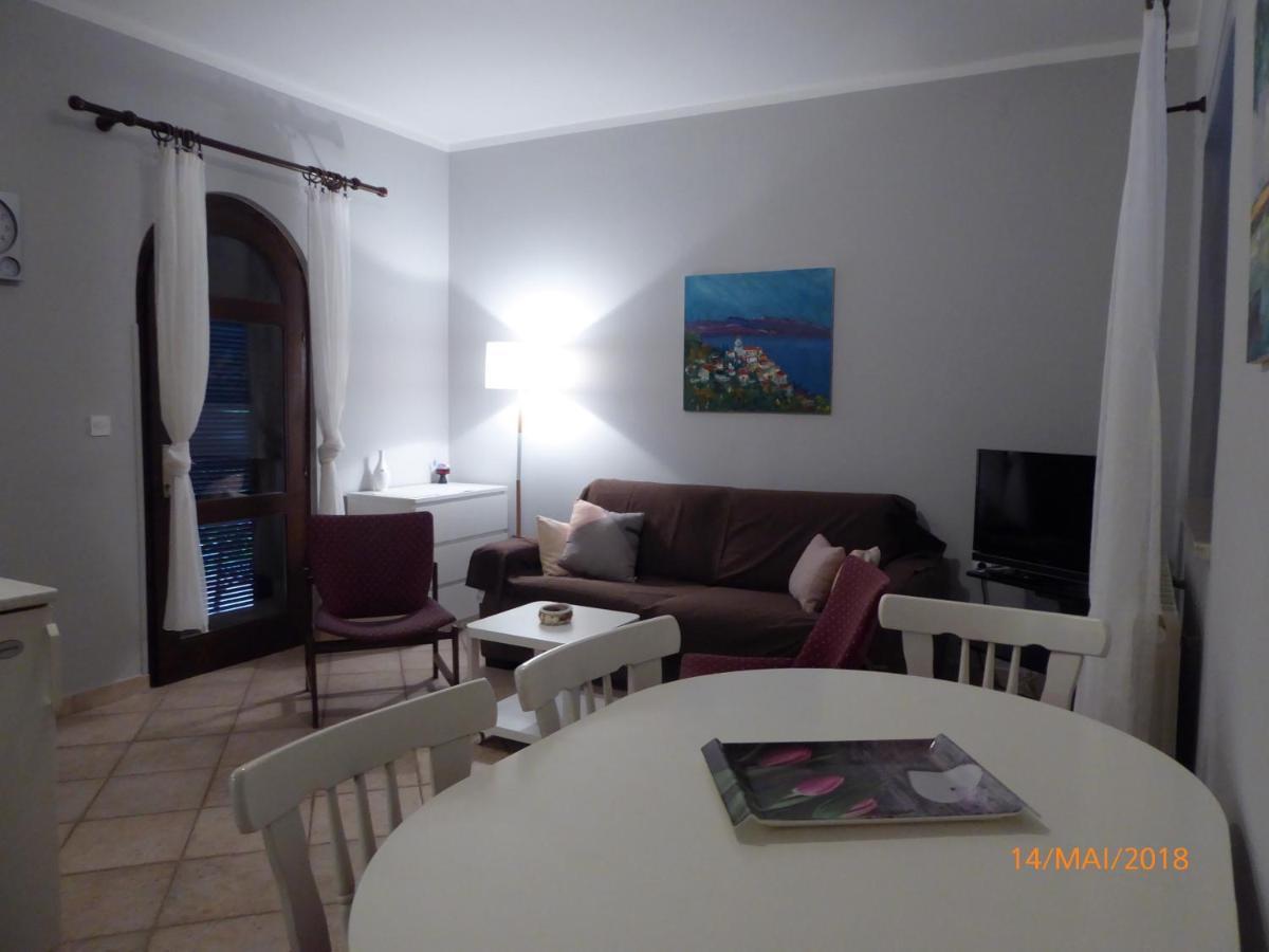 Apartmani Dubasnica Malinska Eksteriør bilde