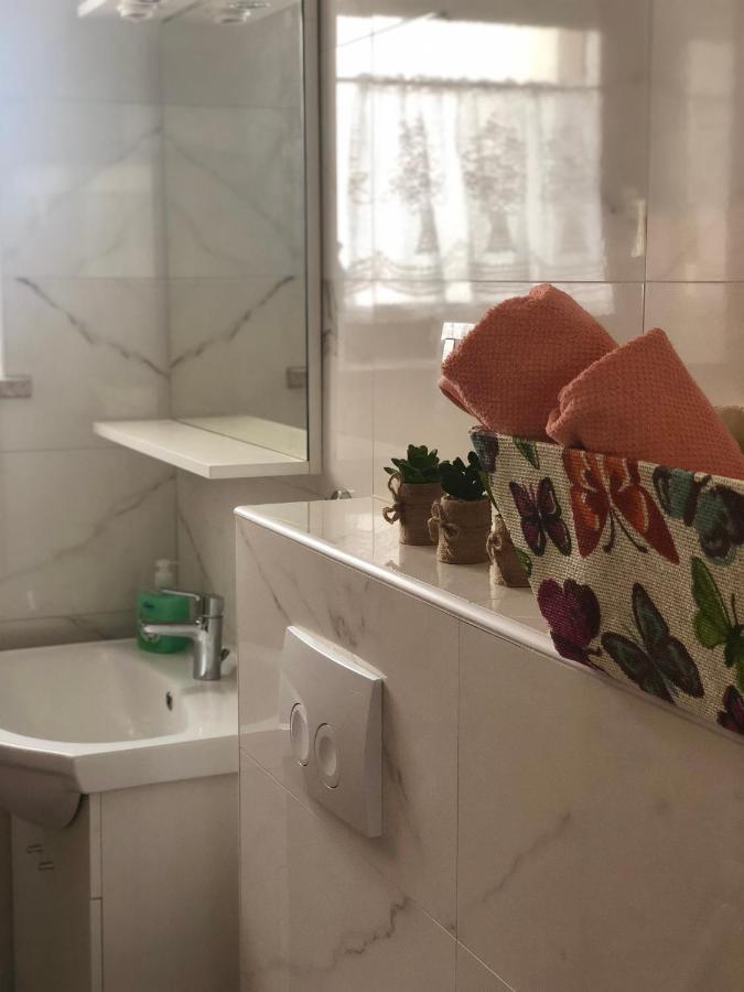 Apartmani Dubasnica Malinska Eksteriør bilde