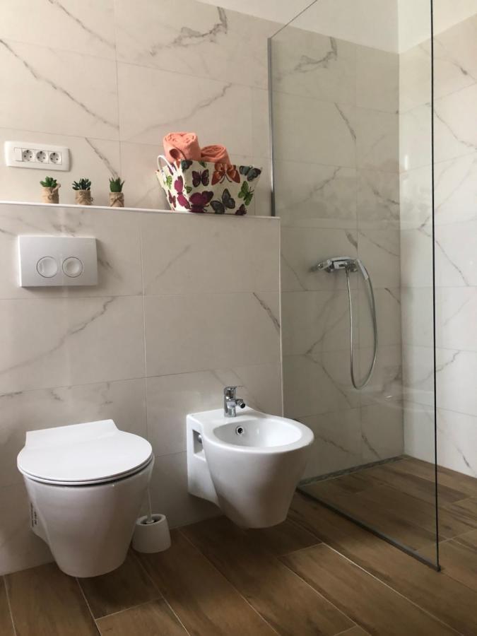 Apartmani Dubasnica Malinska Eksteriør bilde